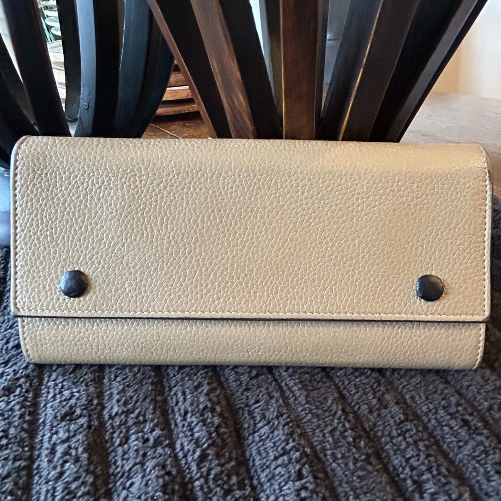 Celine Elegant Tan Women's pebbles leather wallet